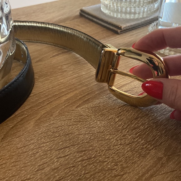 Vintage Black & Gold Reversible Belt - Picture 2 of 4